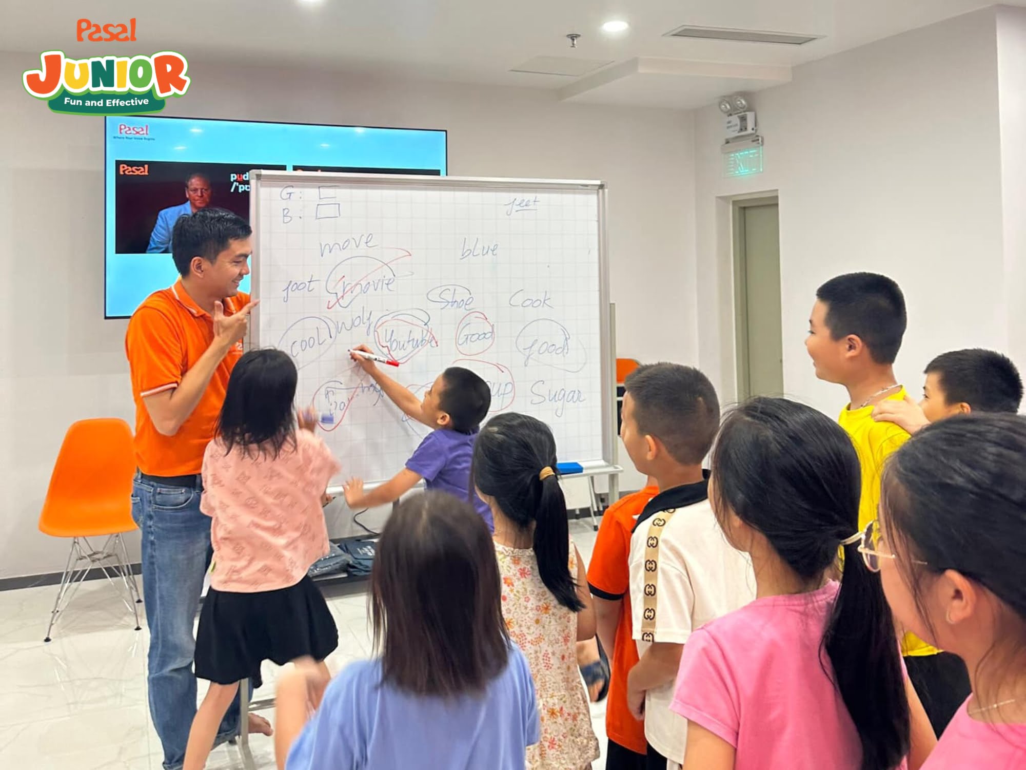 Một buổi học sôi nổi tại Pasal Junior